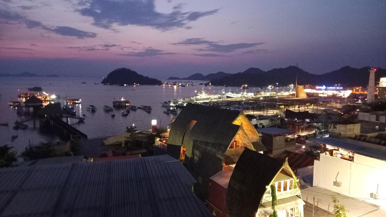 Dc Hotel & Hostel Labuan Bajo Kültér fotó